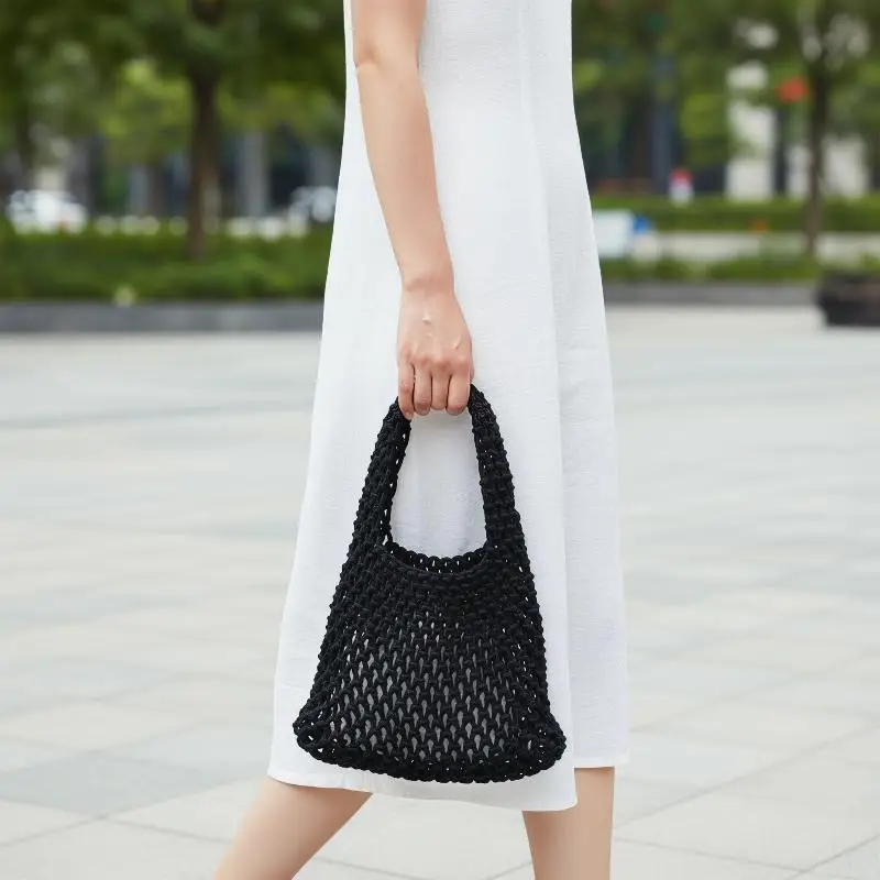 Knitted Handbag Hollowout Handmade Woven Shoulder Pouch Fresh Cotton Rope Colorful Large Capacity Mommy Bag School
Knitted Handbag Hollowout Handmade Woven Shoulder Pouch Fresh Cotton Rope Colorful Large Capacity Mommy Bag School