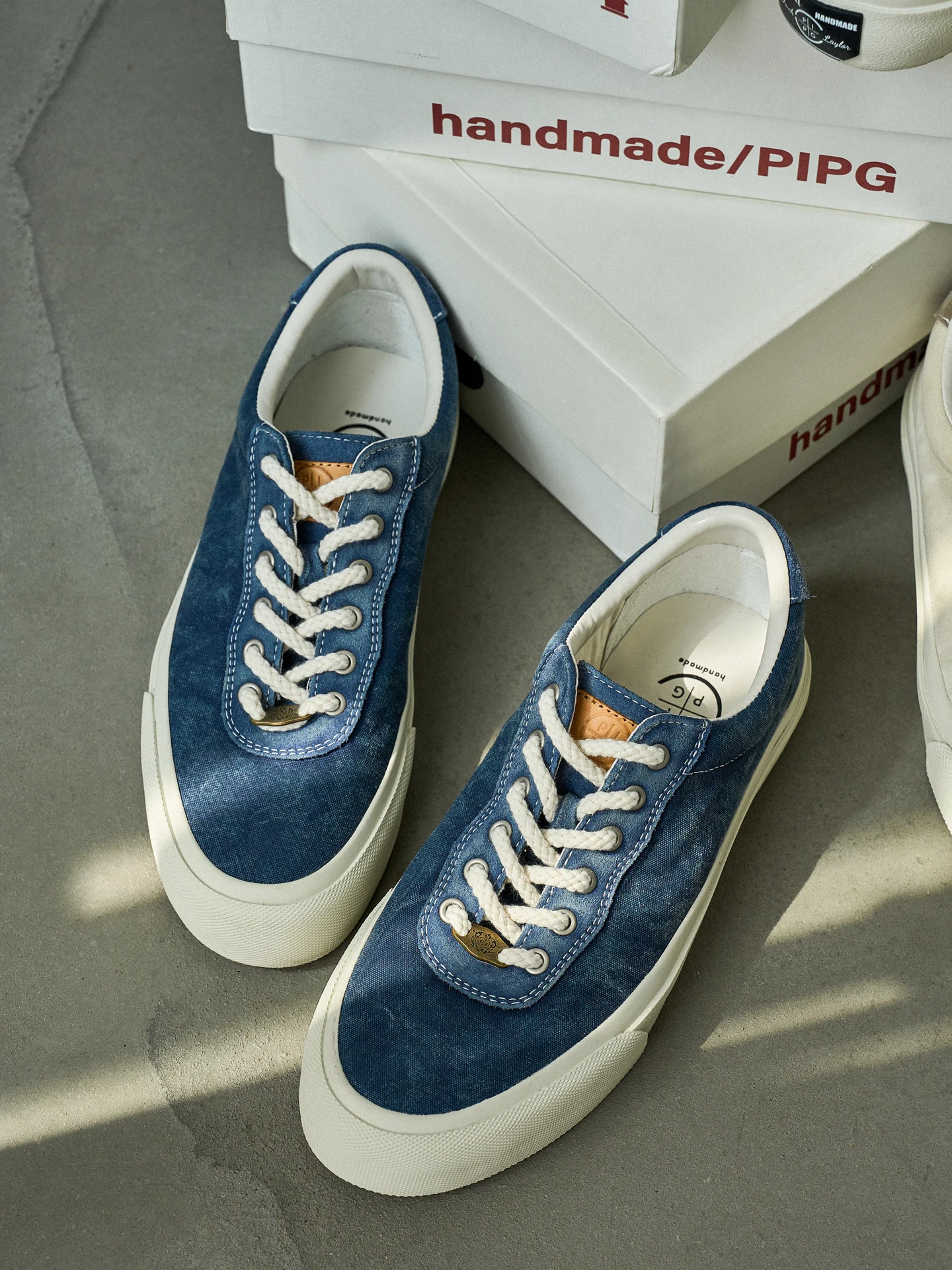 PIPG Men's High Densi Canvas oes American Retro Thi Bot Sulfurized Breathable Denim Waed Low Top Casual Sneakers
PIPG Men's High Densi Canvas oes American Retro Thi Bot Sulfurized Breathable Denim Waed Low Top Casual Sneakers