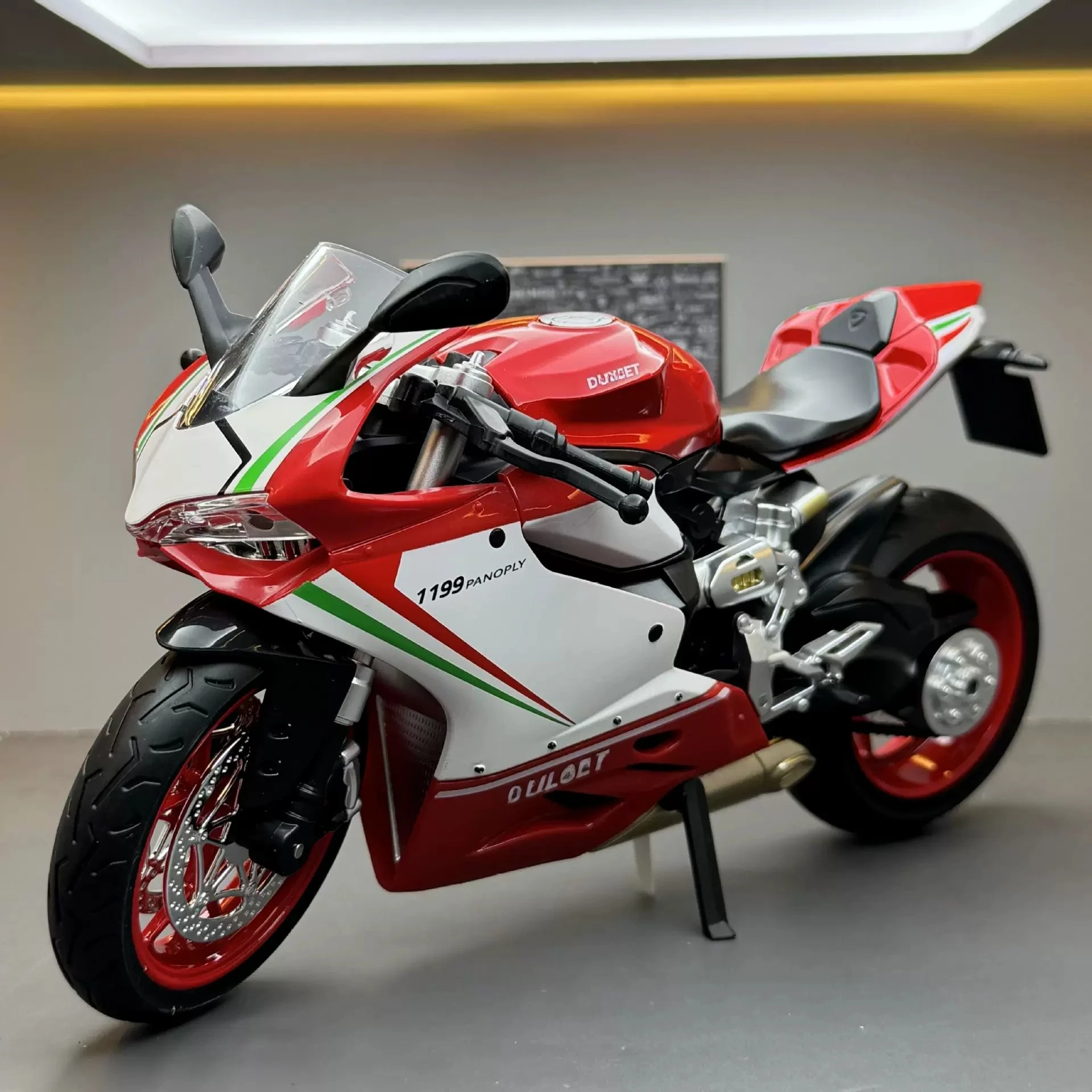 1:12 1199 Alloy Die Cast Motorcycle Model Toy Vehicle Collection Sound and Light Off Road Autocycle Toys Car
1:12 1199 Alloy Die Cast Motorcycle Model Toy Vehicle Collection Sound and Light Off Road Autocycle Toys Car