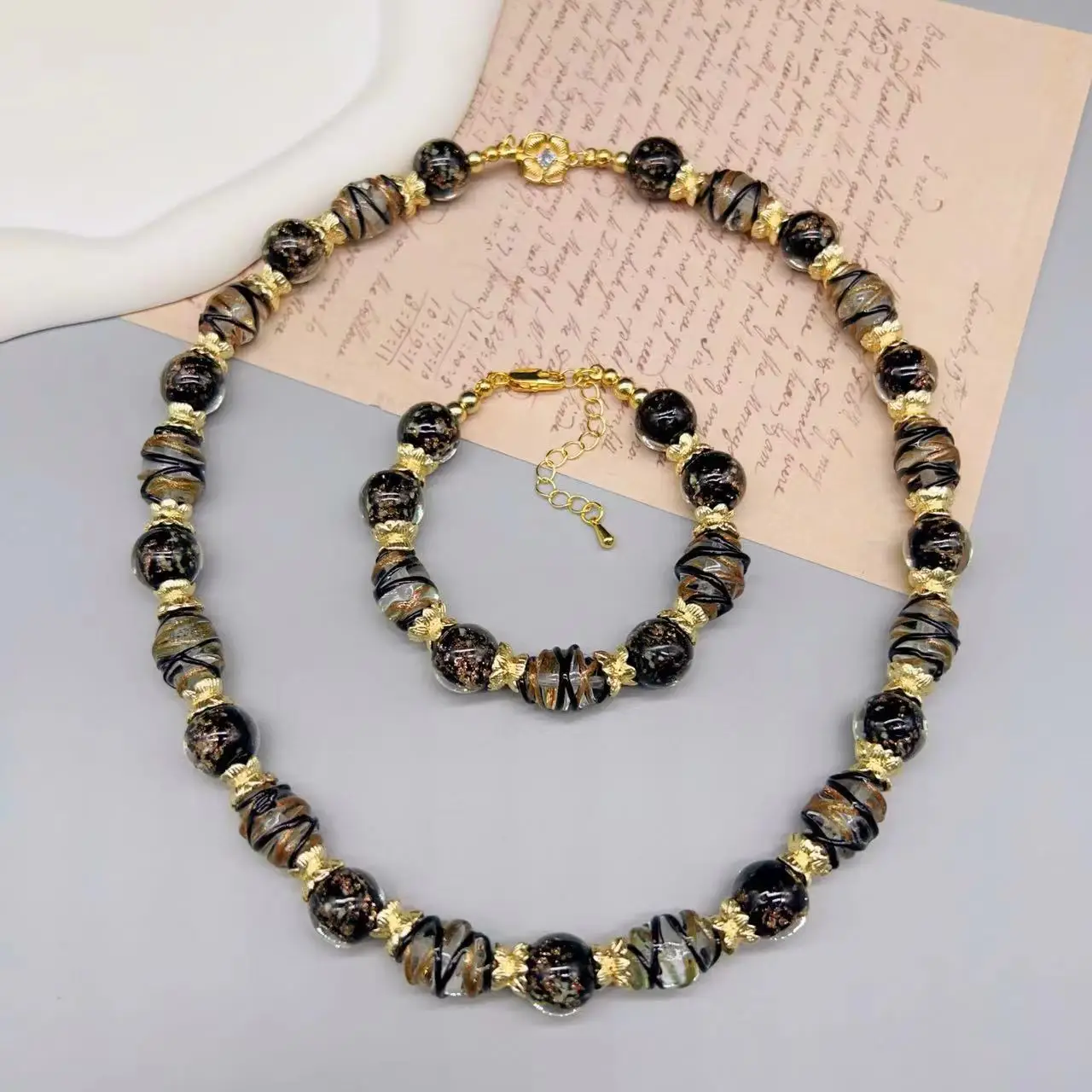 Vintage Romantic Jewelry Sets for Women Elegant Necklace Bracelet Fashion Accessories for Any Occasion
Vintage Romantic Jewelry Sets for Women Elegant Necklace Bracelet Fashion Accessories for Any Occasion