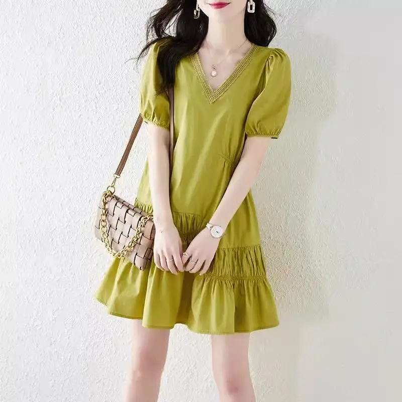 Fashion V-Neck Spliced Folds Puff Sleeve Mini Dress Women Clothing Summer New Loose Solid Color Korean Short Sleeve Dresse
Fashion V-Neck Spliced Folds Puff Sleeve Mini Dress Women Clothing Summer New Loose Solid Color Korean Short Sleeve Dresse