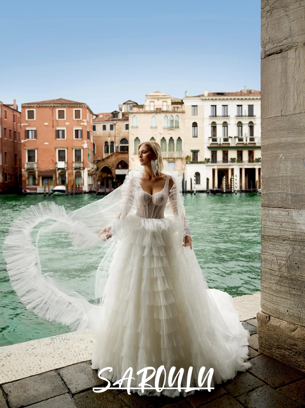 Shiny Tiered Tulle Ballgown Wedding Dress Delicate Princess Women Illusion Corset Romantic Bride Dresses No Veil Customized
Shiny Tiered Tulle Ballgown Wedding Dress Delicate Princess Women Illusion Corset Romantic Bride Dresses No Veil Customized