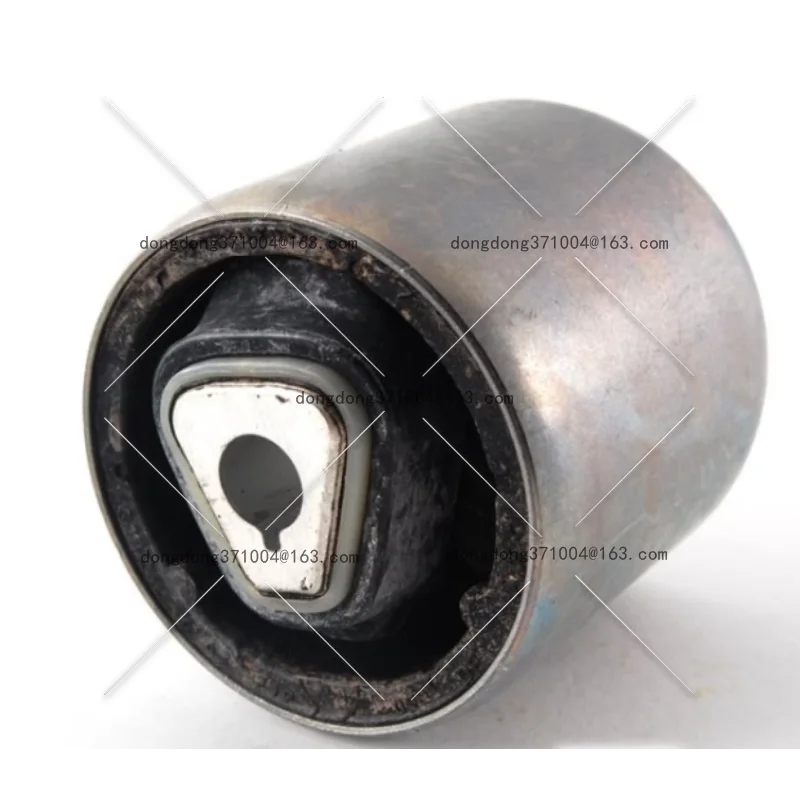 Подходит для Mercedes-Benz W204C180C200 E260 E300 GLK нижний поворотный рычаг подвески резиновая втулка
Подходит для Mercedes-Benz W204C180C200 E260 E300 GLK нижний поворотный рычаг подвески резиновая втулка