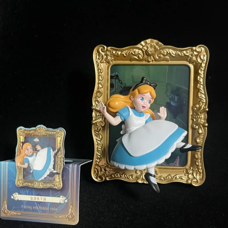 Горячий! Miniso Disney Alice Art Gallery Series слепая коробка кукла модная наклейка на холодильник Коллекционное украшение для игрового декора
Горячий! Miniso Disney Alice Art Gallery Series слепая коробка кукла модная наклейка на холодильник Коллекционное украшение для игрового декора