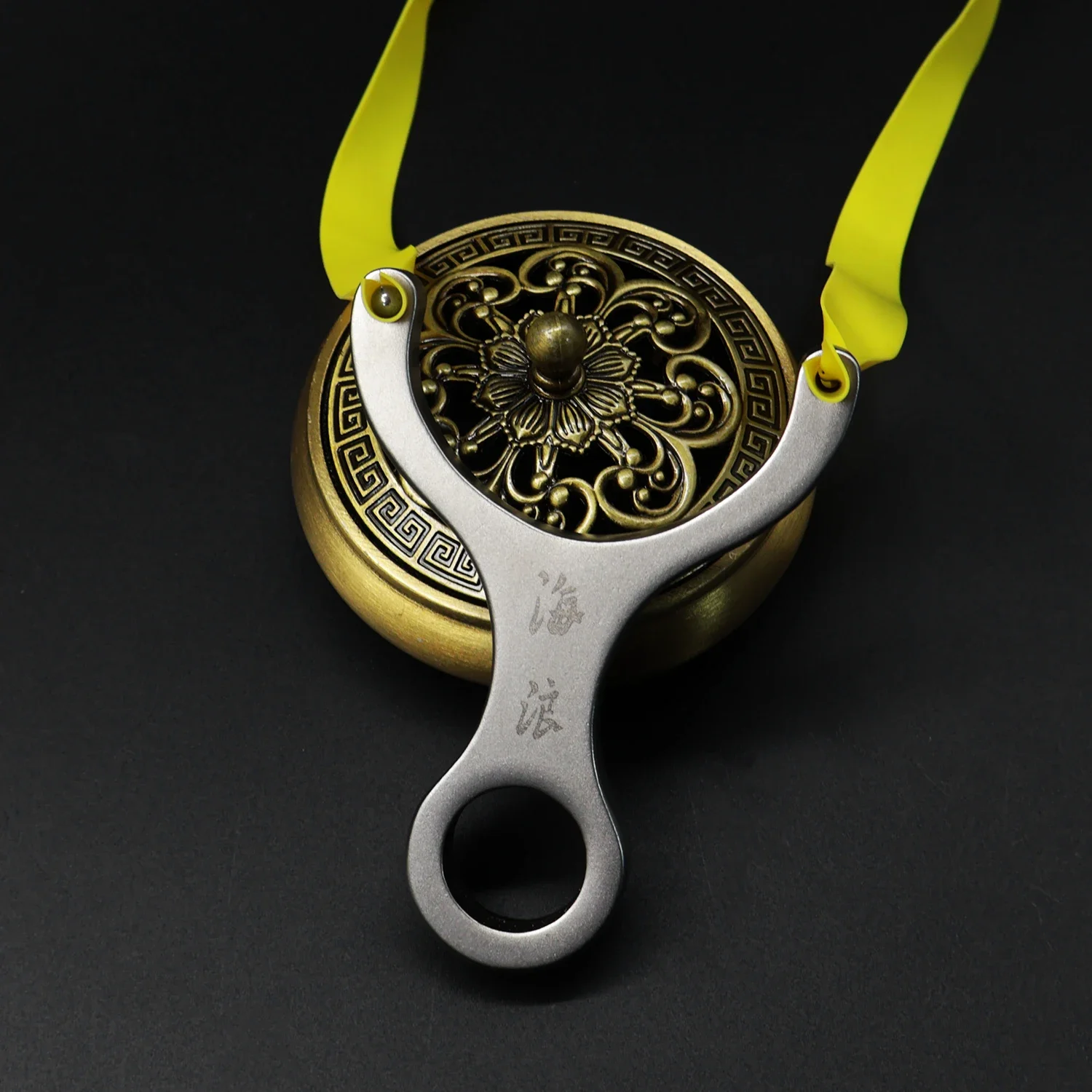 Stainless Steel U-shaped Card Bead Slingshot Portable Metal Hunting Slingshot Outdoor Shooting Practice Slingshot
Stainless Steel U-shaped Card Bead Slingshot Portable Metal Hunting Slingshot Outdoor Shooting Practice Slingshot