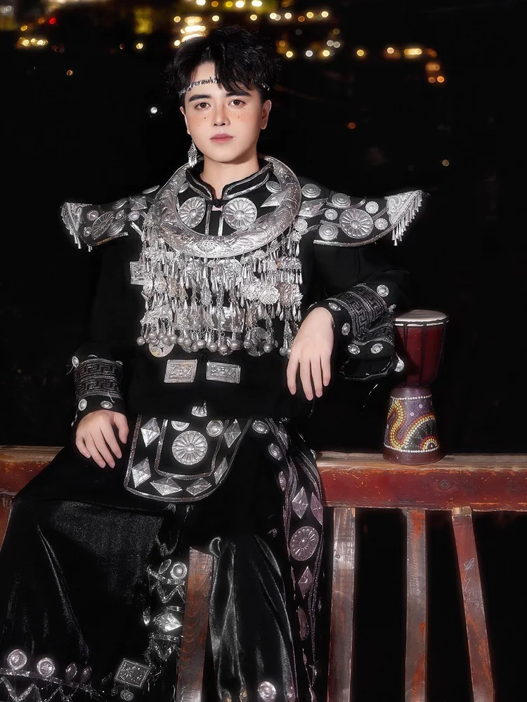 Winter New Miao Clothing Men's Heavy Industry Dress Ethnic Style Tujia Stage Costume Travel Photography
Winter New Miao Clothing Men's Heavy Industry Dress Ethnic Style Tujia Stage Costume Travel Photography