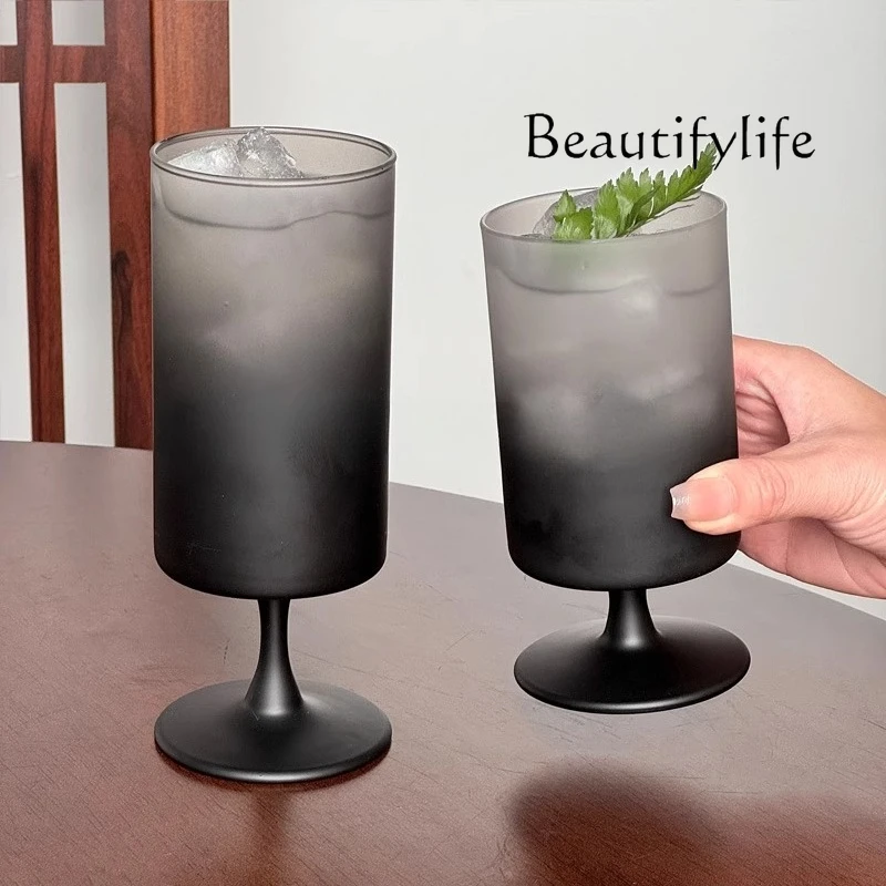 Medieval glass straight household high-value water cup, high-end light luxury coffee juice drink glass
Medieval glass straight household high-value water cup, high-end light luxury coffee juice drink glass