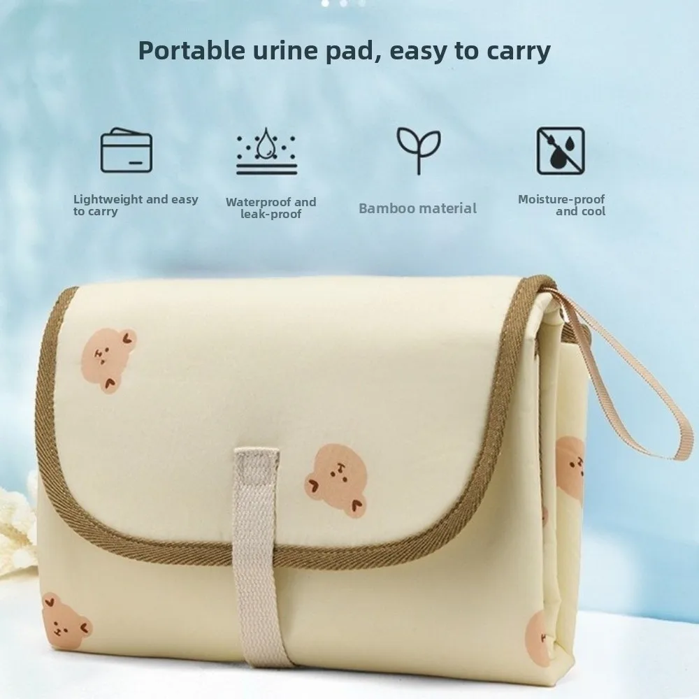 Складной коврик для пеленания, водонепроницаемый детский коврик для пеленания с медведем, коврик для мочи, удобный, легко чистящийся, чехол для пеленания постельного белья
Складной коврик для пеленания, водонепроницаемый детский коврик для пеленания с медведем, коврик для мочи, удобный, легко чистящийся, чехол для пеленания постельного белья