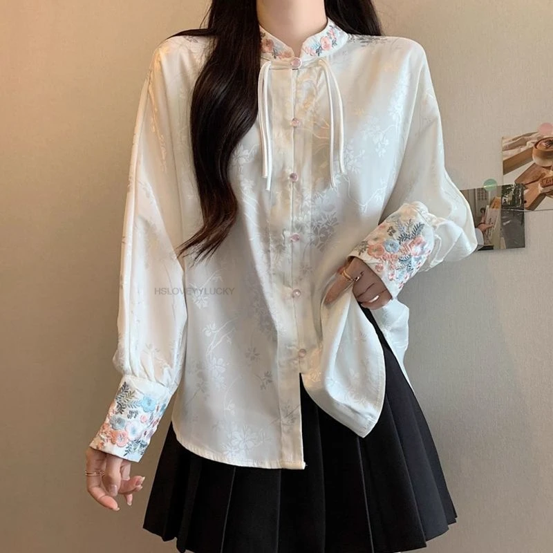 Chinese Chiffon Women's Shirts Chinese Style Embroidery Blouses Loose Fashion Women Tops Spring Summer Floral Vintage Clothing
Chinese Chiffon Women's Shirts Chinese Style Embroidery Blouses Loose Fashion Women Tops Spring Summer Floral Vintage Clothing