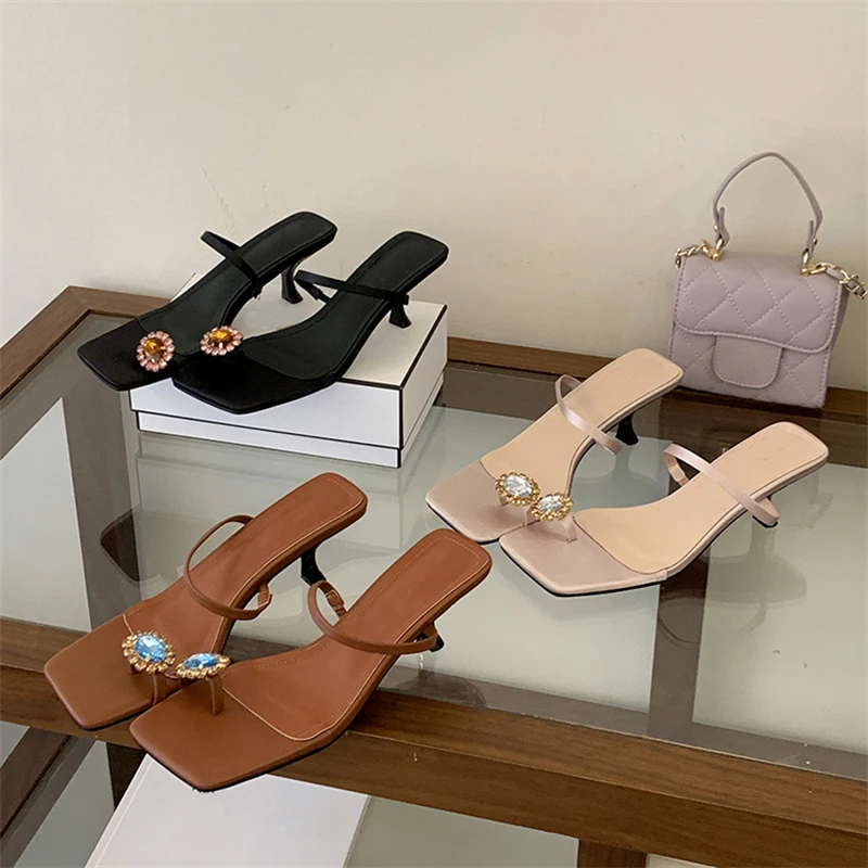 Aneikeh Women Crystal Rhinestone Square Toe Sandals 2026 Summer Clip Toe Kitten Heel Mules Slippers Elegant Party Dress Shoes
Aneikeh Women Crystal Rhinestone Square Toe Sandals 2026 Summer Clip Toe Kitten Heel Mules Slippers Elegant Party Dress Shoes