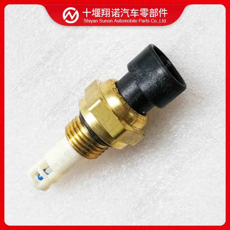 Подходит для двигателя Xi'an Cummins M11, датчик температуры 3085185 3085198.
Подходит для двигателя Xi'an Cummins M11, датчик температуры 3085185 3085198.