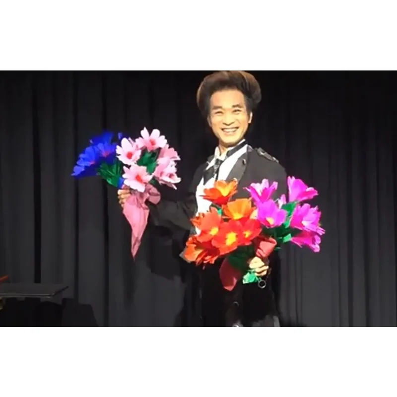 Набор смещенных цветов, волшебный трюк, цветок, появляющийся исчезающий в тростниковый букет, реквизит для сцены и уличной иллюзии
Набор смещенных цветов, волшебный трюк, цветок, появляющийся исчезающий в тростниковый букет, реквизит для сцены и уличной иллюзии