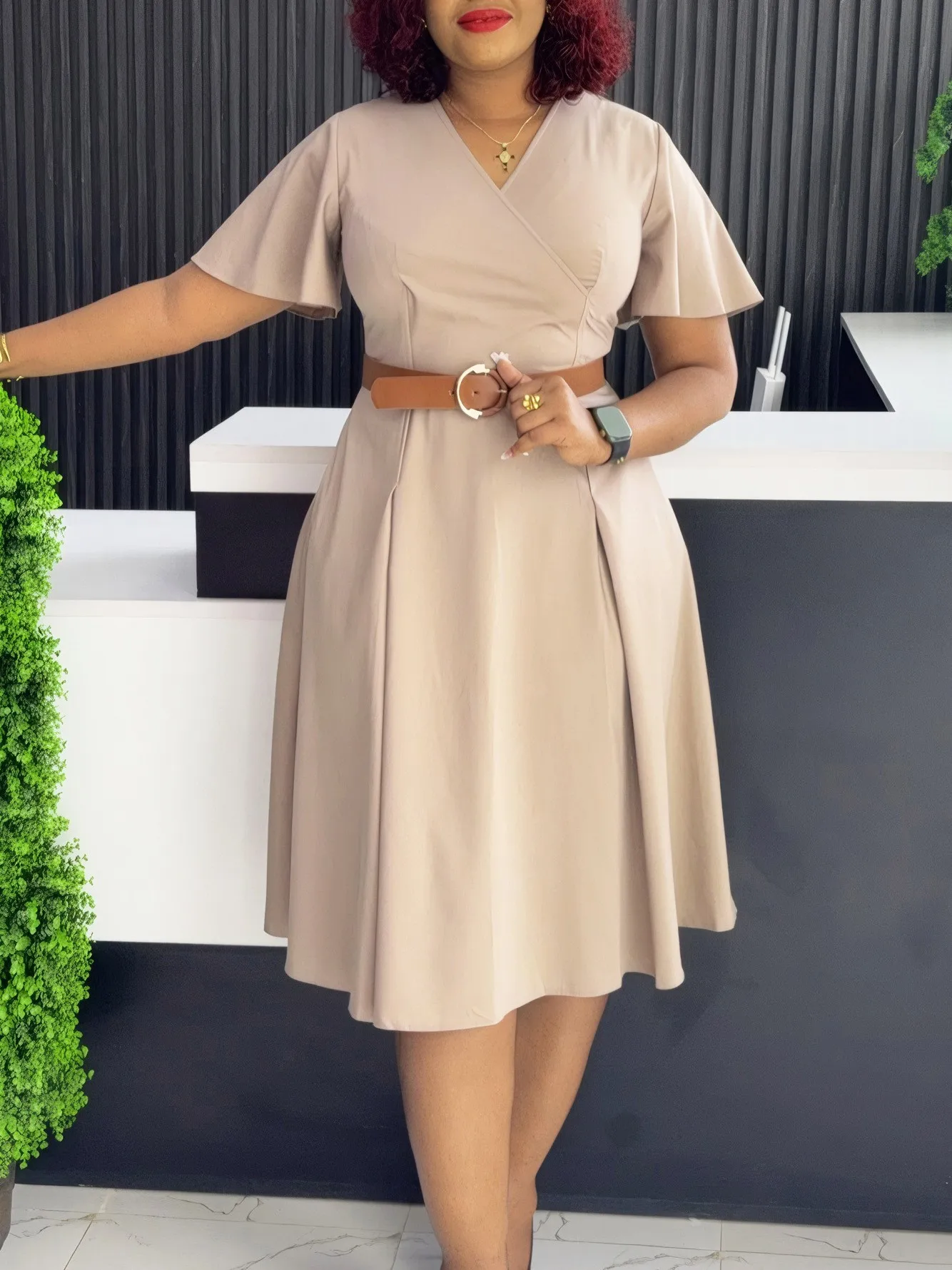 Summer Women's Clothing African Traditional Dress V A Line Midi Dress For Ladies Polyester Elegant High Waist
Summer Women's Clothing African Traditional Dress V A Line Midi Dress For Ladies Polyester Elegant High Waist