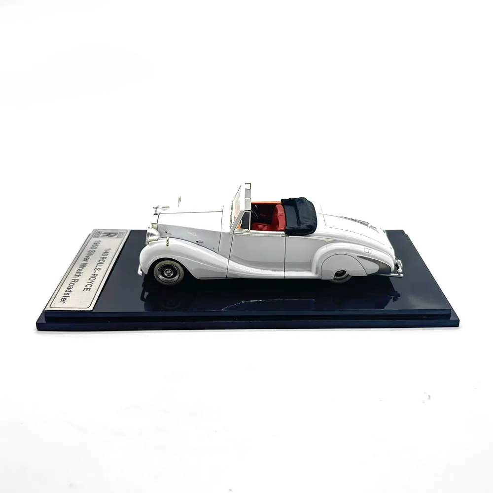 2 COlor*** 1/43 Scale Resin Model Car 1950 Silver Wraith Soft Top Roadster Birthday Gift Toy Collection Scene Matching
2 COlor*** 1/43 Scale Resin Model Car 1950 Silver Wraith Soft Top Roadster Birthday Gift Toy Collection Scene Matching