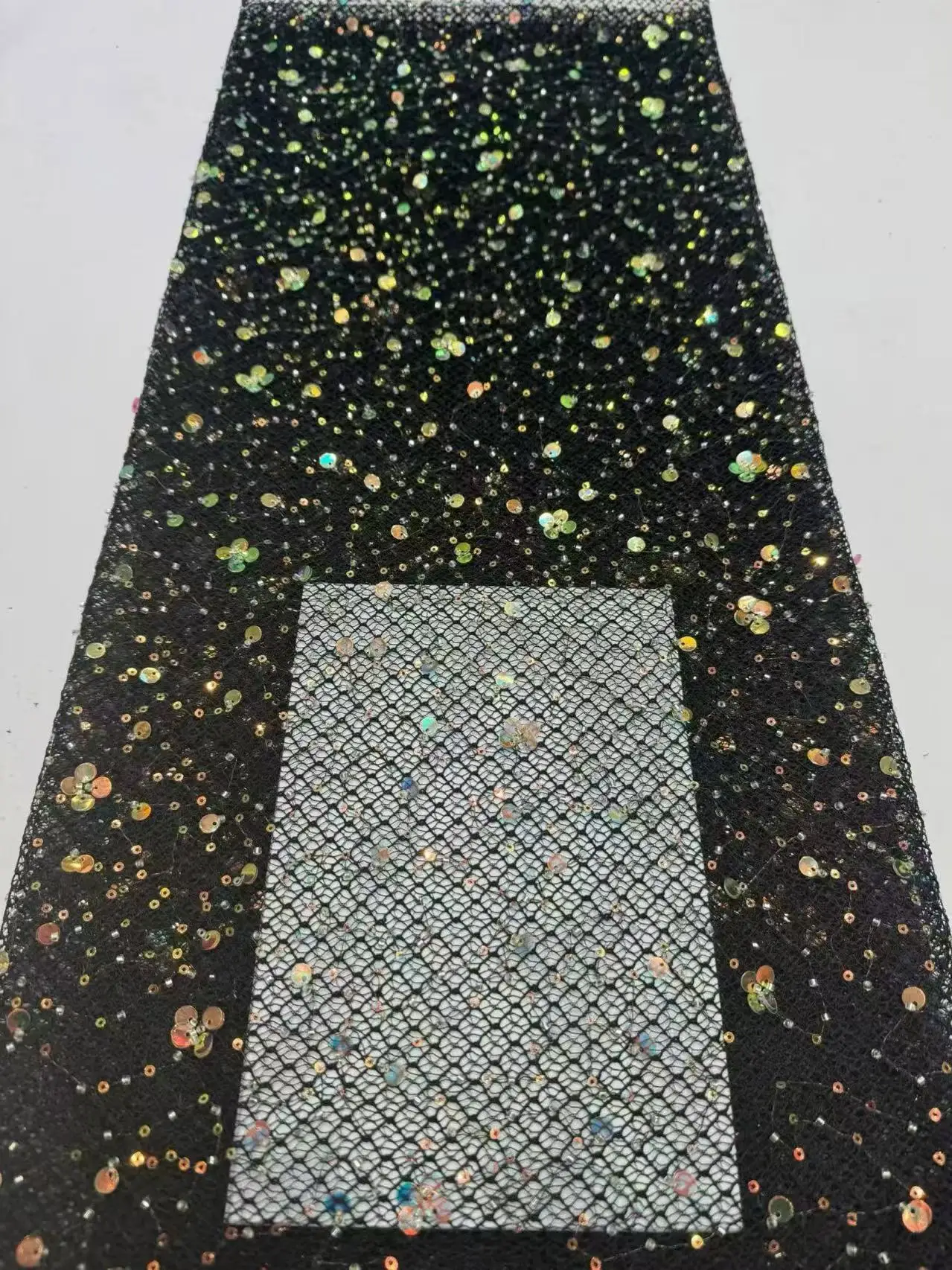 African Lace Fabric Embroidered Nigerian Lace Fabric with Bead Sequins High-quality African French Net Lace Fabric
African Lace Fabric Embroidered Nigerian Lace Fabric with Bead Sequins High-quality African French Net Lace Fabric