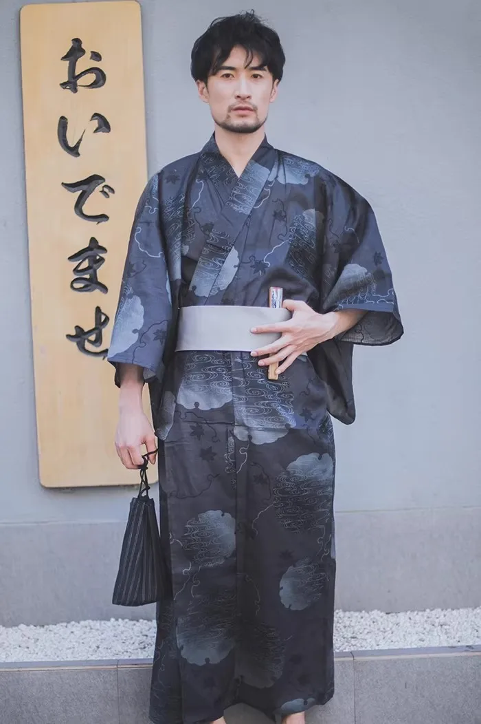 Men's Japanese Samurai Yukata Set – 6-Piece Traditional Kimono with Floral Design, Formal Style for Travel, Photography Cosplay
Men's Japanese Samurai Yukata Set – 6-Piece Traditional Kimono with Floral Design, Formal Style for Travel, Photography Cosplay
