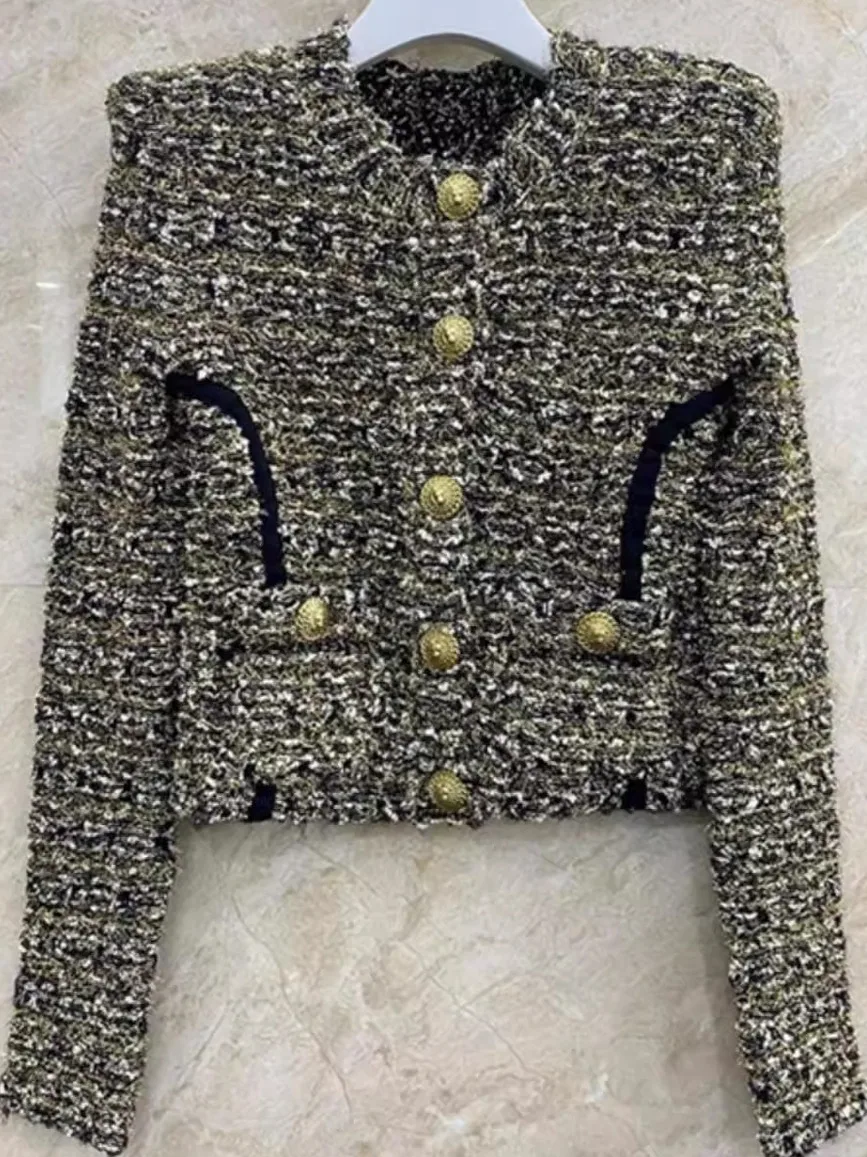 Retro 2025 Spring New High-End European Sle ort Cardigan Coat with Metal Bule Ele Lady Heavy Work Outerwear
Retro 2025 Spring New High-End European Sle ort Cardigan Coat with Metal Bule Ele Lady Heavy Work Outerwear