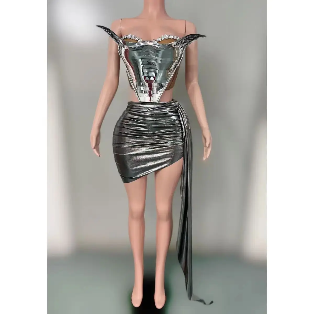 Nightclub DJ Female Singer Leading Dance Stage Performance Props Sexy Split Set Dance Team Party Theme Show Stage Clothing
Nightclub DJ Female Singer Leading Dance Stage Performance Props Sexy Split Set Dance Team Party Theme Show Stage Clothing