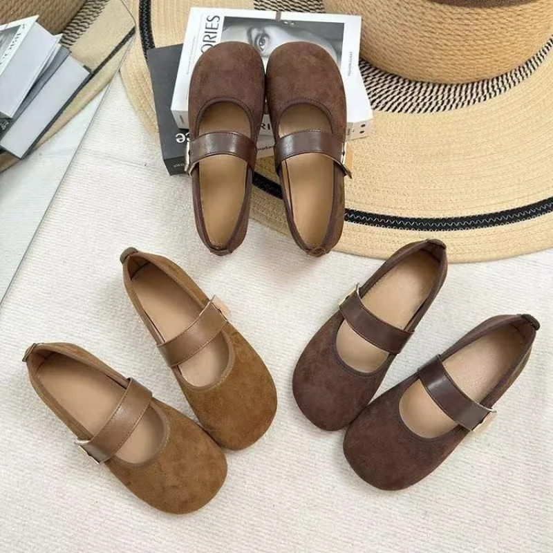 Mary Jane Shoes Women 2025 Autumn Versatile Retro Round Toe Flats New Flat Casual Loafers for Women Outdoor Wear
Mary Jane Shoes Women 2025 Autumn Versatile Retro Round Toe Flats New Flat Casual Loafers for Women Outdoor Wear