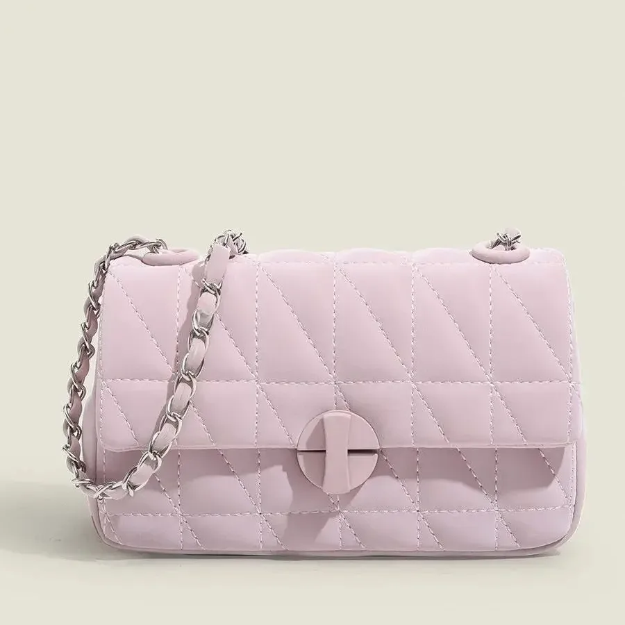 New high-end texture multifunctional crossbody bag, diamond chain shoulder bag, dopamine commuting armpit small square bag
New high-end texture multifunctional crossbody bag, diamond chain shoulder bag, dopamine commuting armpit small square bag