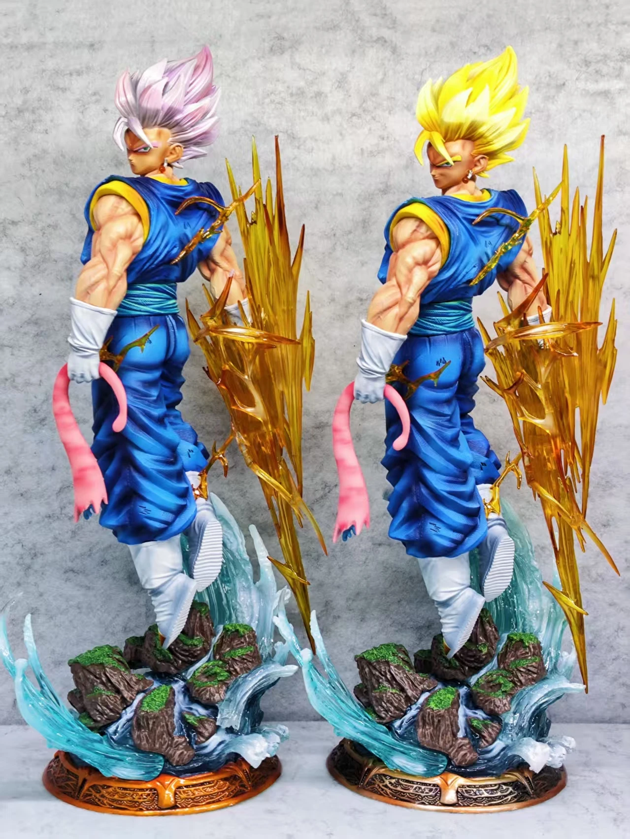 Vegetto Figure Dragon Ball Anime Figures 3 heads PVC Statue Collectible Model Desk Decoration Custom Toys Birthday Gifts
Vegetto Figure Dragon Ball Anime Figures 3 heads PVC Statue Collectible Model Desk Decoration Custom Toys Birthday Gifts