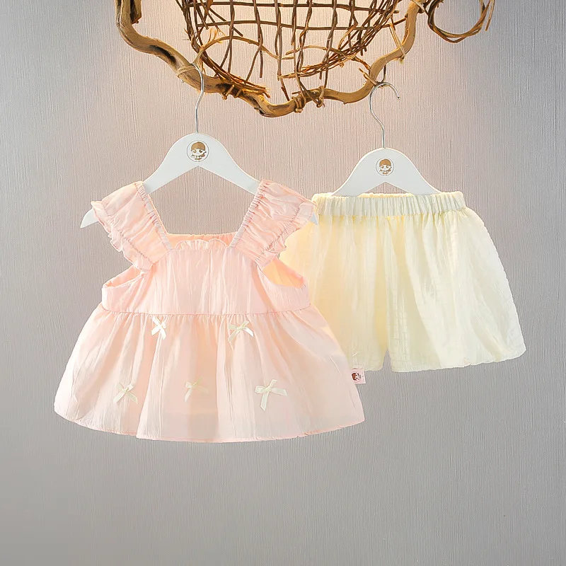 Girl's Cute Bow 2025 Summer New Sweet Charm Baby Tank Top Skirt Cute Shorts Set
Girl's Cute Bow 2025 Summer New Sweet Charm Baby Tank Top Skirt Cute Shorts Set