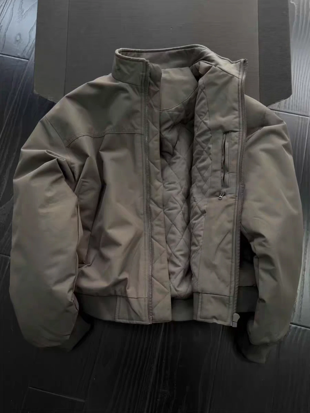 Мужская зимняя теплая рабочая куртка Wolf ey с воротником-стойкой, утолщенная, хлопковая, на молнии, однотонная, с длинными рукавами
Мужская зимняя теплая рабочая куртка Wolf ey с воротником-стойкой, утолщенная, хлопковая, на молнии, однотонная, с длинными рукавами