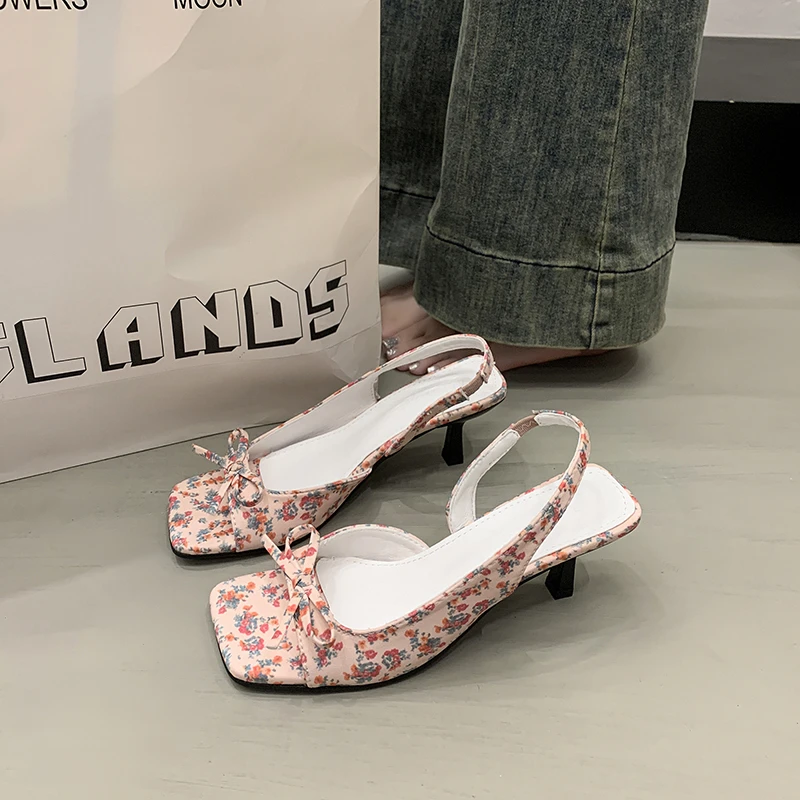 2026 New Women Shoes Exquisite Square Head High Heeled Sandals for Woman French Style Casual Shoe Designer Shoes Sandalias Mujer
2026 New Women Shoes Exquisite Square Head High Heeled Sandals for Woman French Style Casual Shoe Designer Shoes Sandalias Mujer