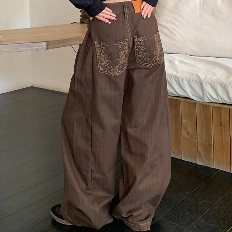 Women Vintage Brown Wide Leg Denim Pants Fashion Floral Embroidery Back Pocket Autumn High Waist American Loose Baggy Jeans
Women Vintage Brown Wide Leg Denim Pants Fashion Floral Embroidery Back Pocket Autumn High Waist American Loose Baggy Jeans