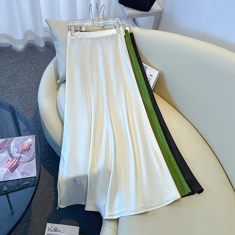 New Chinese Style Ethnic Trend Long Skirt Textured Embroidery Slimming Lady National Style Retro Improved Casual Dress
New Chinese Style Ethnic Trend Long Skirt Textured Embroidery Slimming Lady National Style Retro Improved Casual Dress