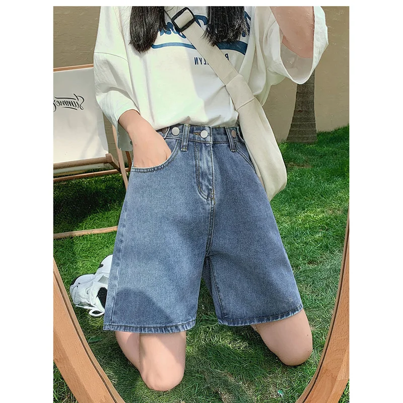 2023 New Style Feynzz Fashion Temperament Summer Half Women DenimShorts High Waist Belted Loose Female ShortJeans Streetwear
2023 New Style Feynzz Fashion Temperament Summer Half Women DenimShorts High Waist Belted Loose Female ShortJeans Streetwear