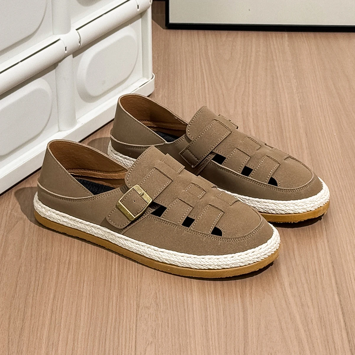 Boken shoes 2025 new men's shoes breathable hollow weave casual versatile sports board shoes explosive trendy shoes
Boken shoes 2025 new men's shoes breathable hollow weave casual versatile sports board shoes explosive trendy shoes