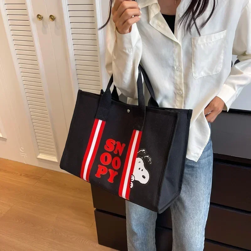 Snoopy handbag New Large Capacity Cute Canvas Tote Bag Female Cartoon Fashion Shoulder Bag Travel Mommy Bag 30x40x17cm
Snoopy handbag New Large Capacity Cute Canvas Tote Bag Female Cartoon Fashion Shoulder Bag Travel Mommy Bag 30x40x17cm