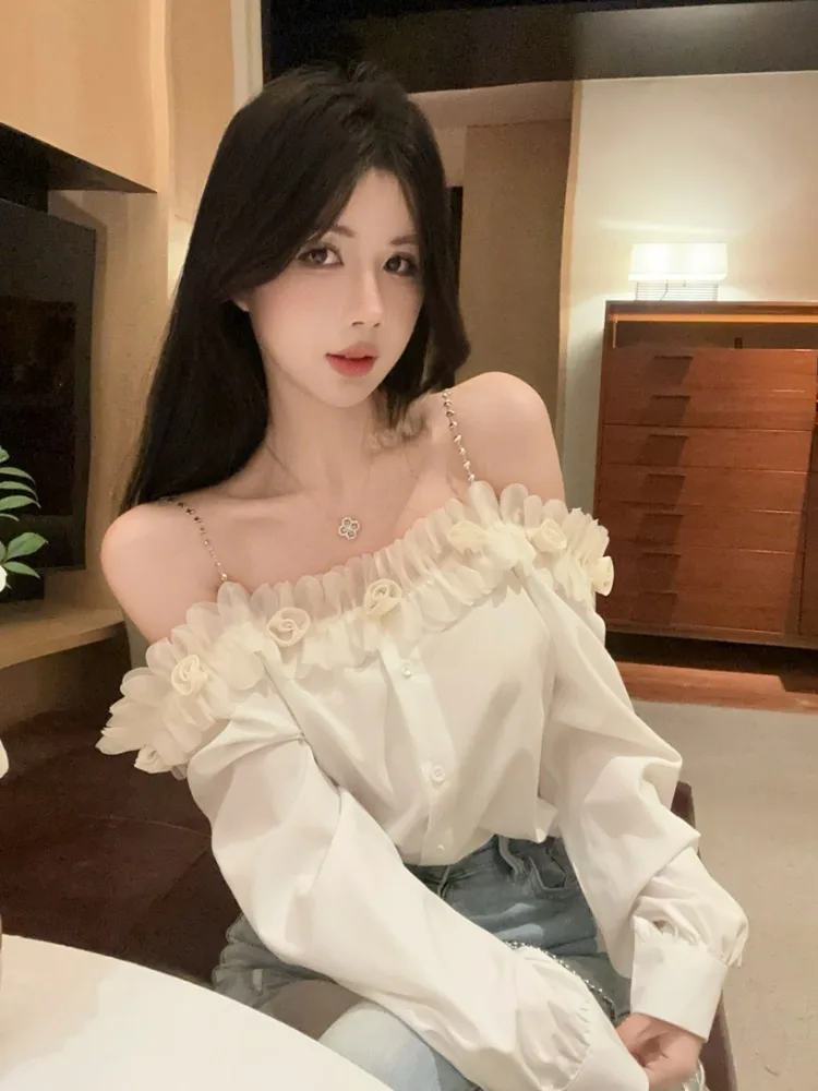 Elegant Unique Women's Summer Off-Shoulder Chiffon Shirt Fairy Tale like Lace Trim Blouse Korean Style Straight Cut Long Sleeve
Elegant Unique Women's Summer Off-Shoulder Chiffon Shirt Fairy Tale like Lace Trim Blouse Korean Style Straight Cut Long Sleeve