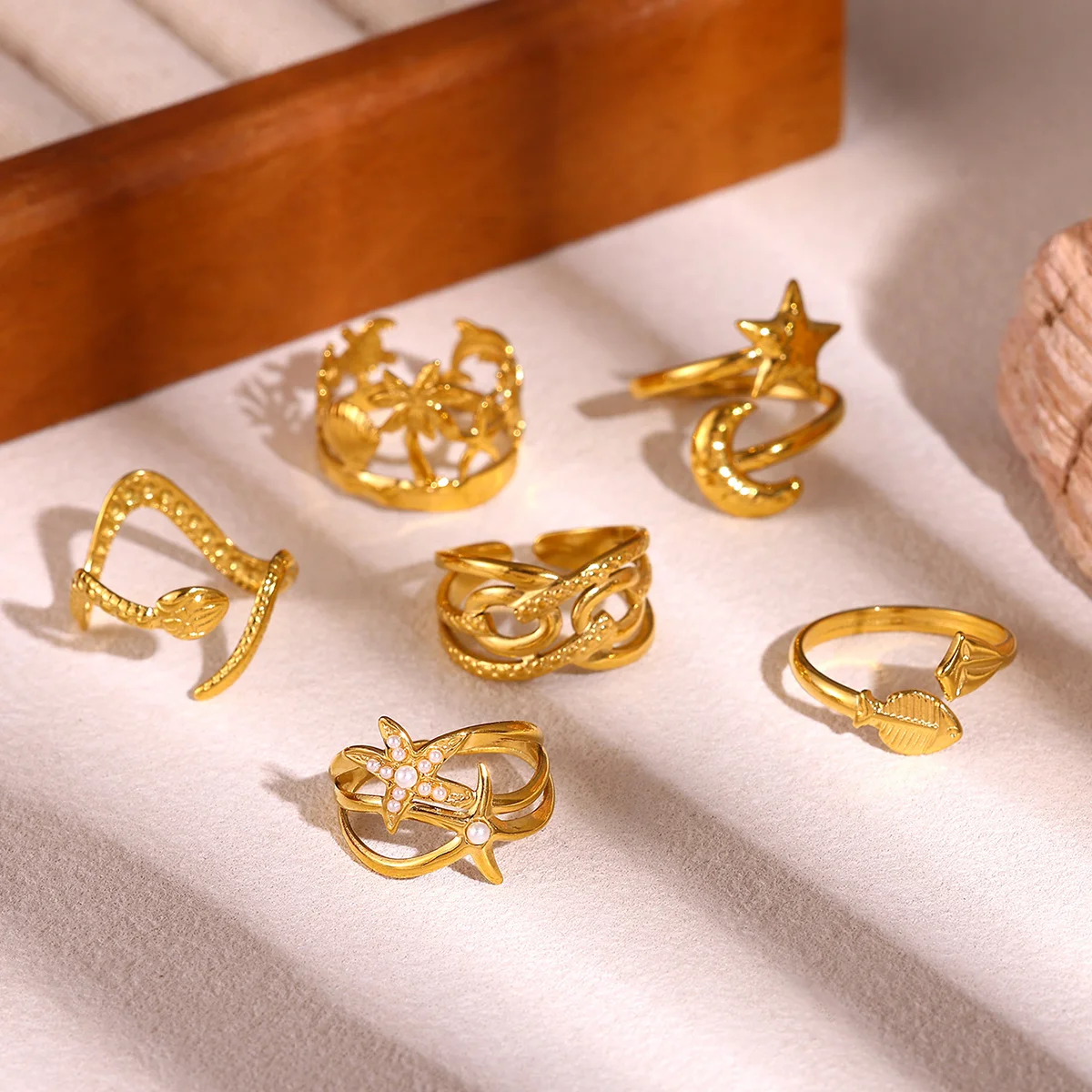 Summer Waterproof Gold Color Starfish Coconut Tree Rings Women's Star Moon Anillos Stainless Steel Punk Snake Ring Jewelry Gift
Summer Waterproof Gold Color Starfish Coconut Tree Rings Women's Star Moon Anillos Stainless Steel Punk Snake Ring Jewelry Gift