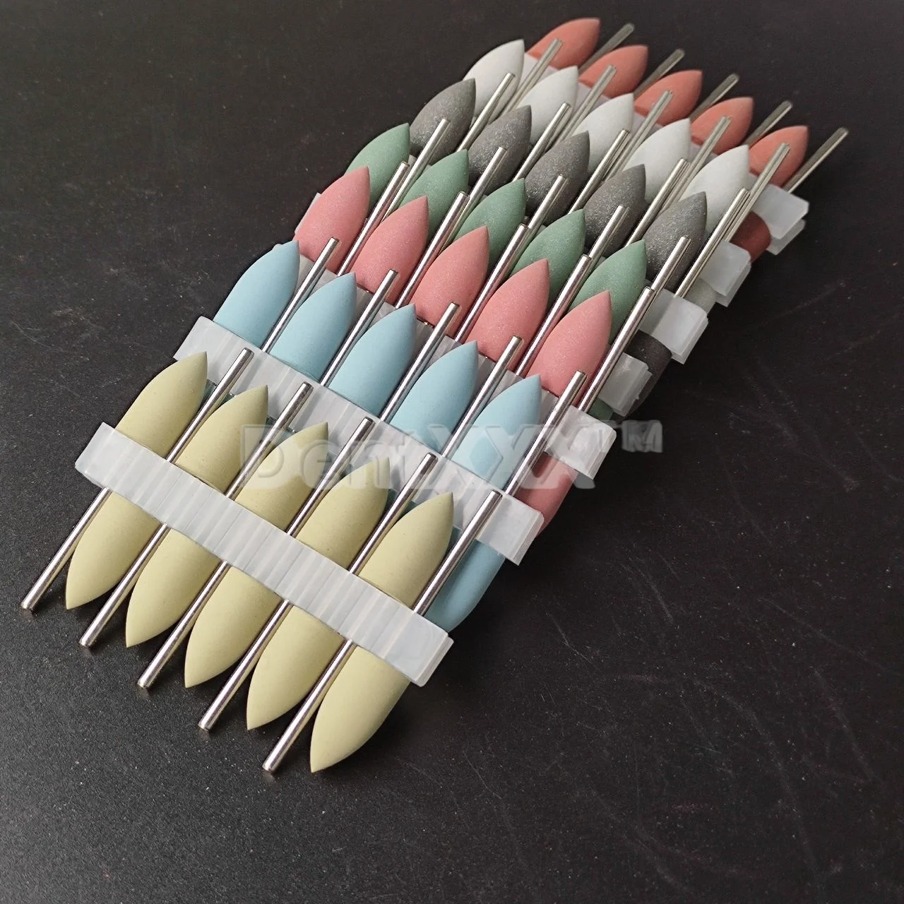 Silicone Grinding Set, 10/50/100Pcs Big Cone Brown # 120 Black # 180 White # 180 Green # 220 Pink # 320 Blue # 600 Yellow # 800
Silicone Grinding Set, 10/50/100Pcs Big Cone Brown # 120 Black # 180 White # 180 Green # 220 Pink # 320 Blue # 600 Yellow # 800