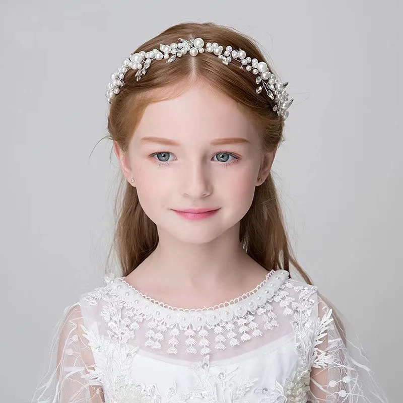 Korean girl garland hair accessories hair clip hair hoop Princess girl birthday party wedding hair headpiece
Korean girl garland hair accessories hair clip hair hoop Princess girl birthday party wedding hair headpiece