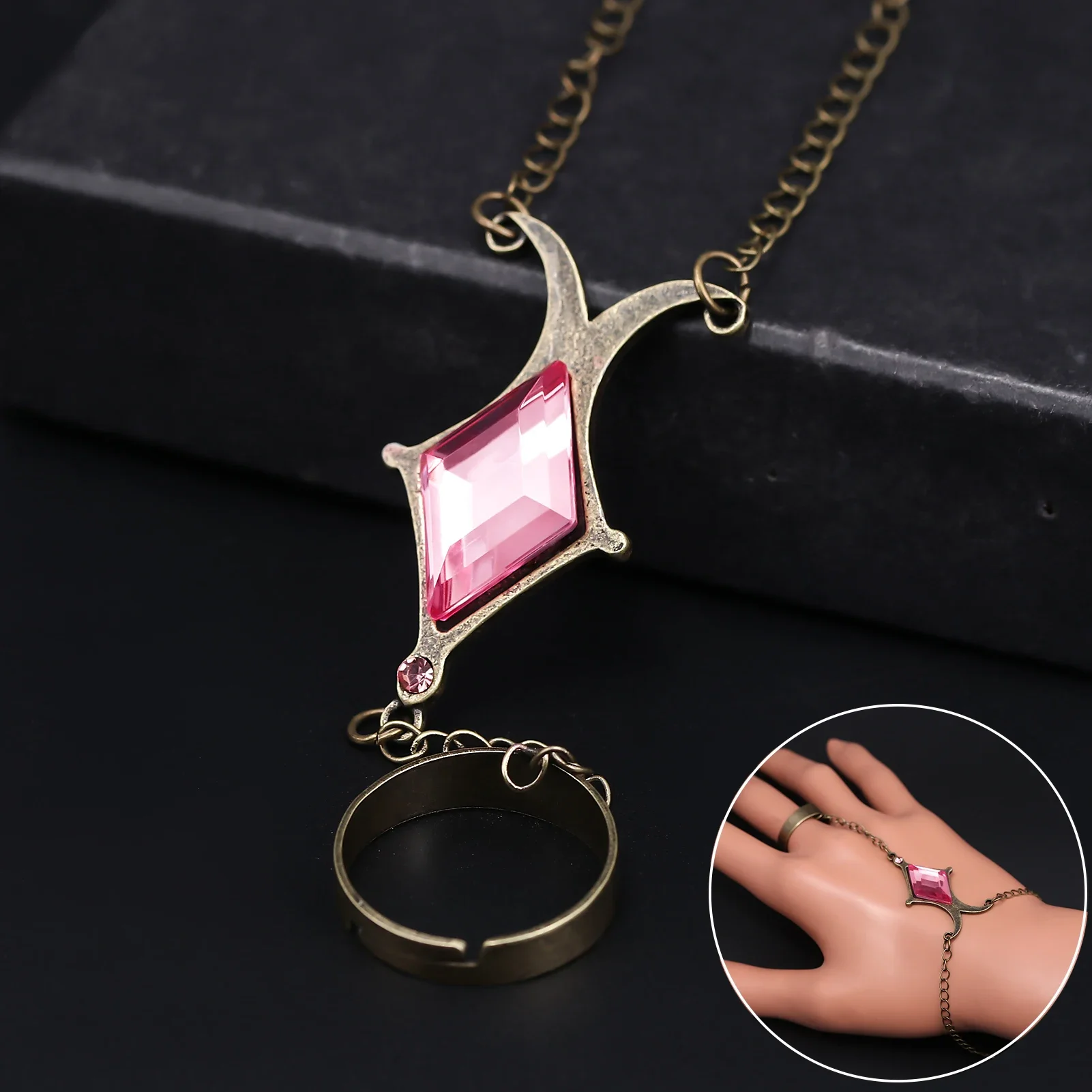 Anime Character Magica Akemi Homura Cosplay Bracelet Diamond Shaped Purple Gemstone Hand Chain Stage Props Jewelry Gifts
Anime Character Magica Akemi Homura Cosplay Bracelet Diamond Shaped Purple Gemstone Hand Chain Stage Props Jewelry Gifts