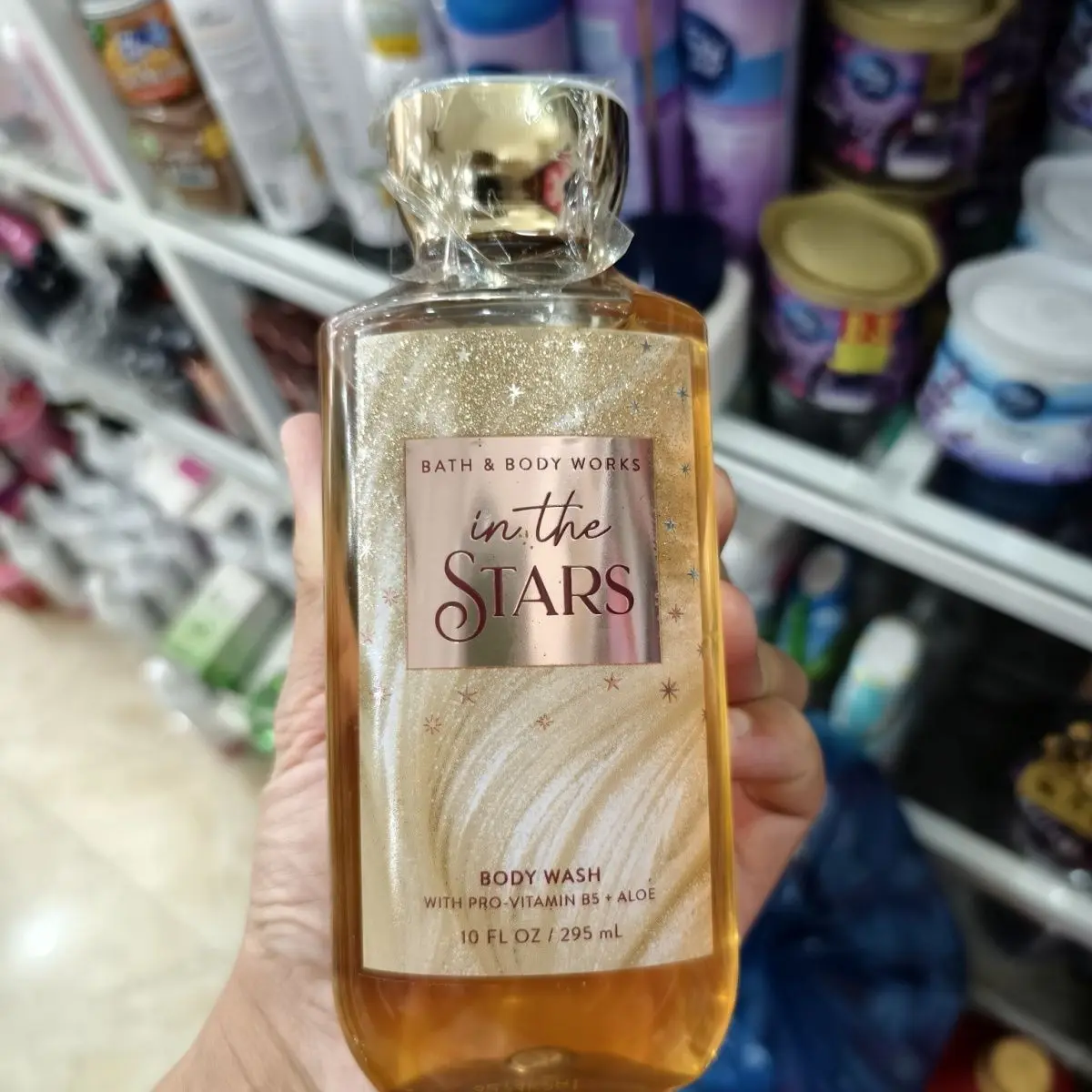 Увлажняющий гель для душа Bath+BBW Body Fantasy ✦ Тропический цветочный кокос ✦ 295мл
Увлажняющий гель для душа Bath+BBW Body Fantasy ✦ Тропический цветочный кокос ✦ 295мл 