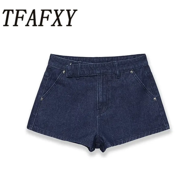 TFAFXY 2026 Summer Denim Shorts Women's Trendy Versatile High-Waisted Slim Casual Vintage Shorts
TFAFXY 2026 Summer Denim Shorts Women's Trendy Versatile High-Waisted Slim Casual Vintage Shorts