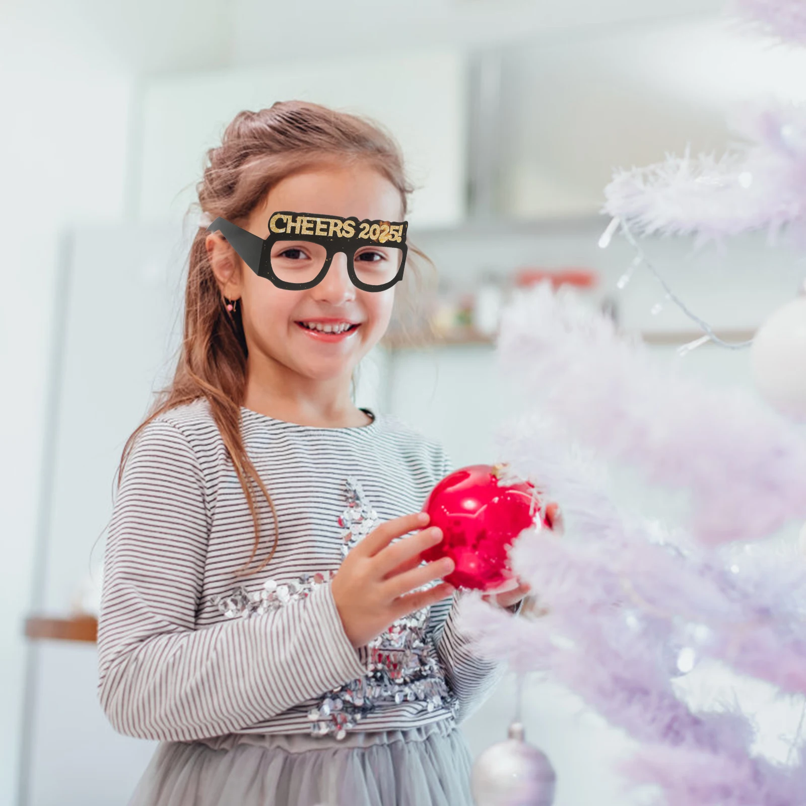 5pcs Gimmick 2025 New Year'S Eve Party Supplies 2025 New Year’S Eve Eyewear Fun Eyewear Props Festive Celebration Decorations
5pcs Gimmick 2025 New Year'S Eve Party Supplies 2025 New Year’S Eve Eyewear Fun Eyewear Props Festive Celebration Decorations