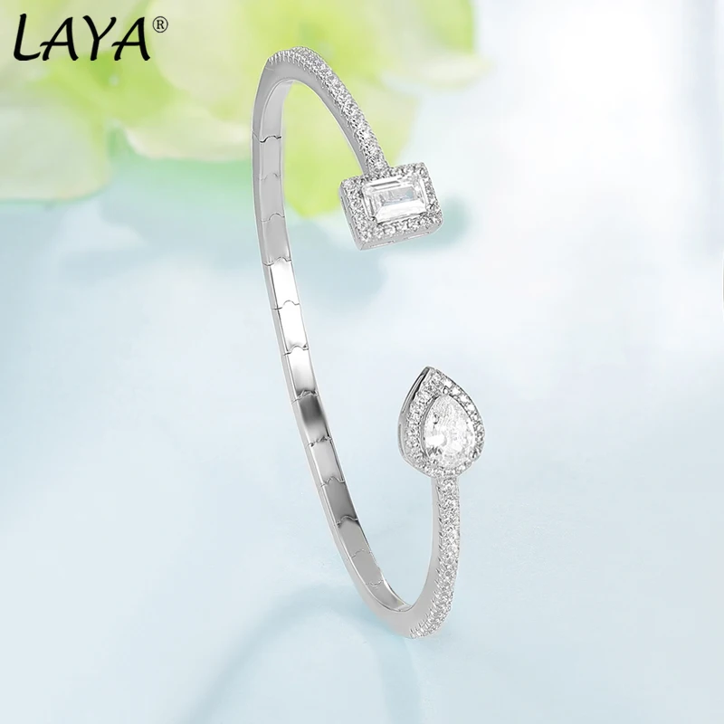 NEW Classic 925 Sterling Silver Open Bracelet Pave Shining Zircon For Women Bridal Party Gift Luxury Fine Jewelry 2025 Trend
NEW Classic 925 Sterling Silver Open Bracelet Pave Shining Zircon For Women Bridal Party Gift Luxury Fine Jewelry 2025 Trend