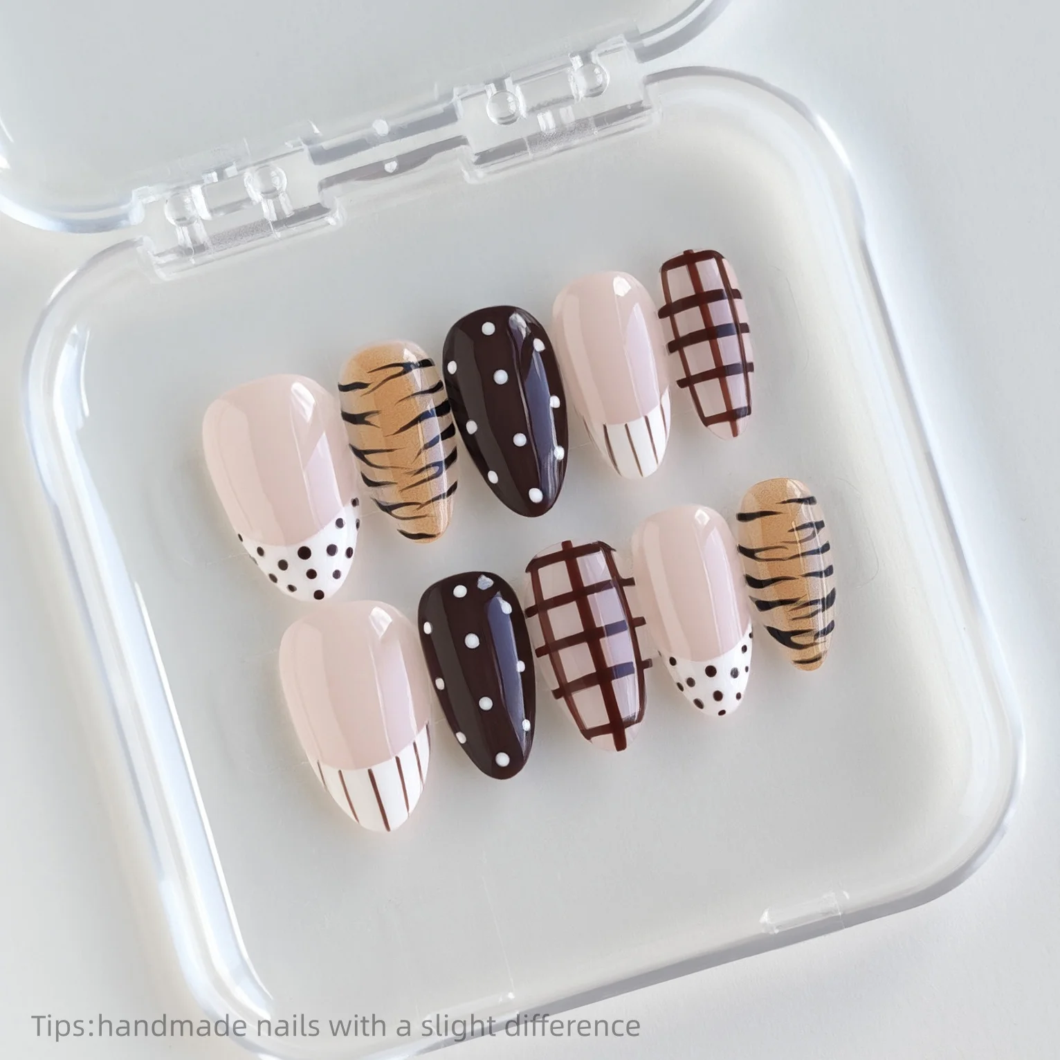 10pcs Handmade Nude Brown Tiger Stripe Polka Dot Press on Nails Almond Full Cover Wearable Reusable Fashion False Nails
10pcs Handmade Nude Brown Tiger Stripe Polka Dot Press on Nails Almond Full Cover Wearable Reusable Fashion False Nails