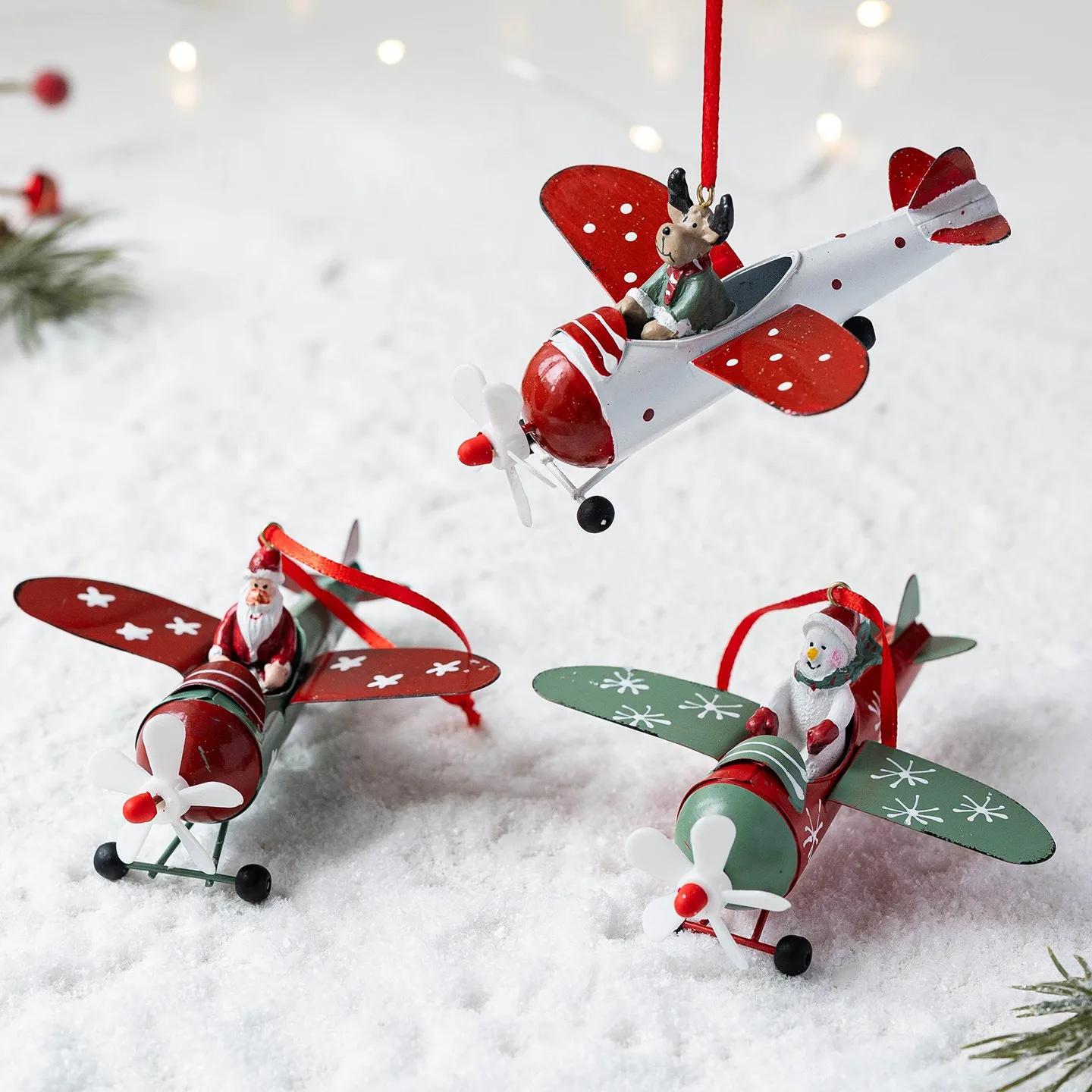 Retro Iron Christmas Pendant Antique Style Santa Claus Airplane Mailbox Santa Claus Christmas Tree Hanging Party Decor
Retro Iron Christmas Pendant Antique Style Santa Claus Airplane Mailbox Santa Claus Christmas Tree Hanging Party Decor
