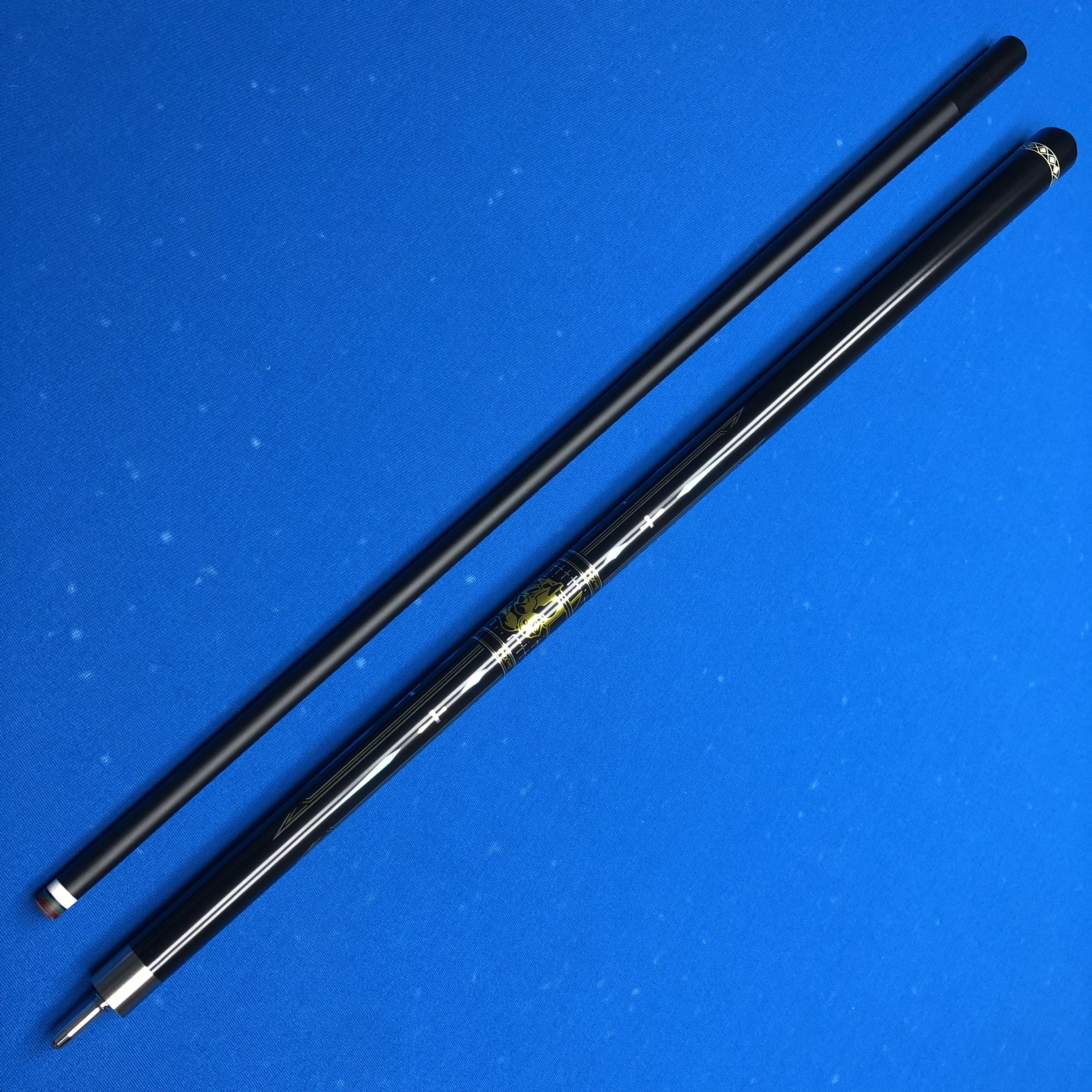Vibrant Pattern Fiberglass 58-Inch Two-Piece Pool Cue 12.7mm Rainbow Tip Stainless Steel Fast Connector Home & Bar Use
Vibrant Pattern Fiberglass 58-Inch Two-Piece Pool Cue 12.7mm Rainbow Tip Stainless Steel Fast Connector Home & Bar Use