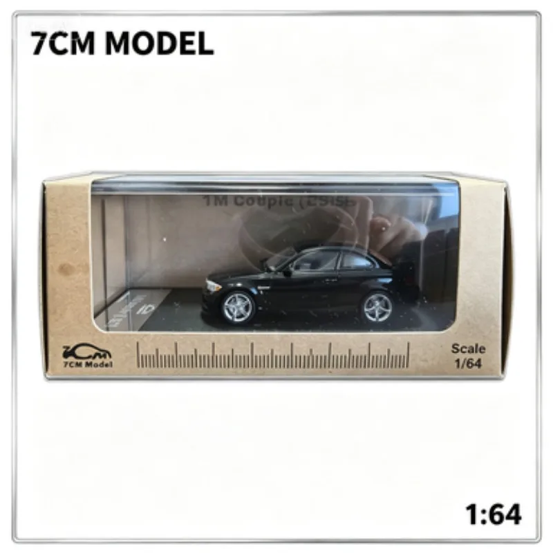 7CM MODEL 1:64 Rare Luxury Car E82, Cast Alloy Model, Boys' Gift, Adult Collection Piece, Festival Creative Gift.
7CM MODEL 1:64 Rare Luxury Car E82, Cast Alloy Model, Boys' Gift, Adult Collection Piece, Festival Creative Gift.
