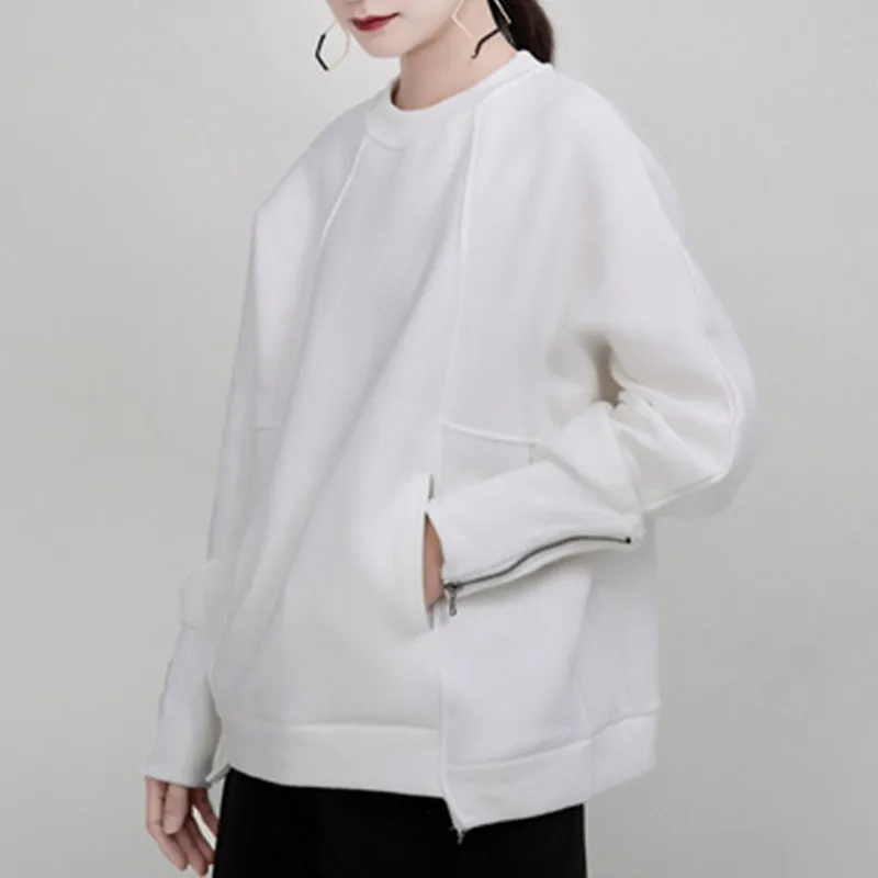 Johnature 2024 New Casual Pullover Solid Color Loose Women Sweatshirts Autumn Winter Simple O-neck Zippers Irregular Hoodies
Johnature 2024 New Casual Pullover Solid Color Loose Women Sweatshirts Autumn Winter Simple O-neck Zippers Irregular Hoodies