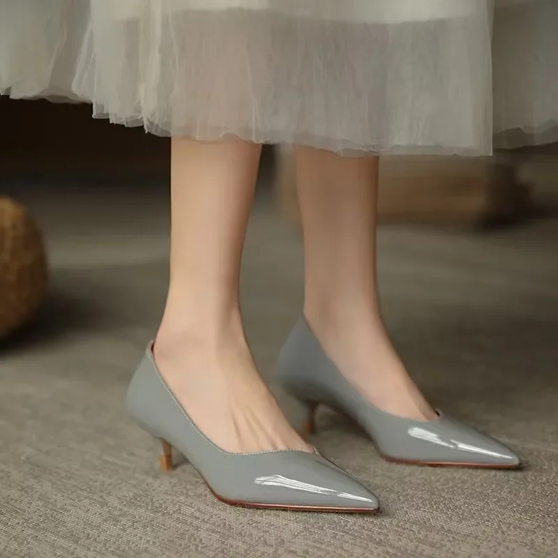 2025 Brand Shoes Female Slip on Women's High Heels Fashion Office & Career Pumps Women Pointed Toe Thin Heels Solid Shoes Women
2025 Brand Shoes Female Slip on Women's High Heels Fashion Office & Career Pumps Women Pointed Toe Thin Heels Solid Shoes Women