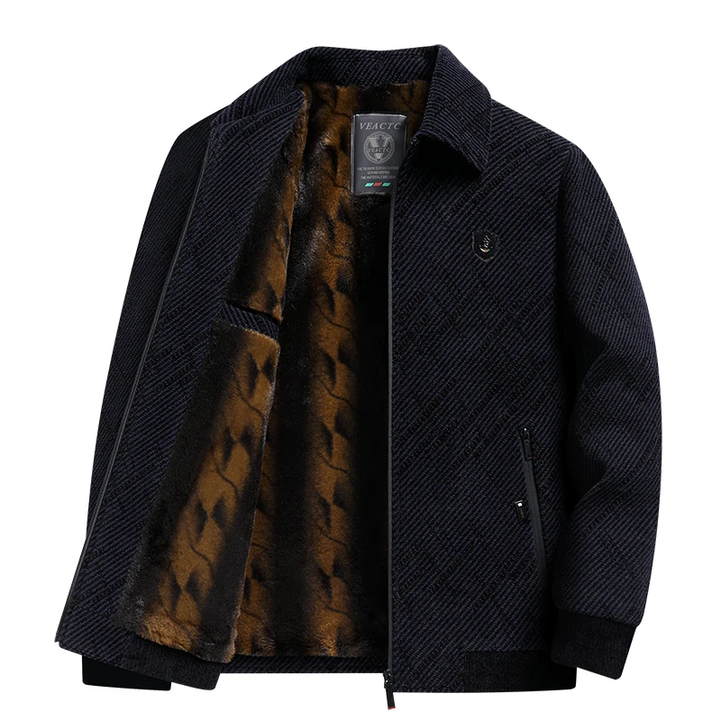 High-End Men's Woolen Coat Thiened Flap Collar Jaet Warm Winter Clothes Polyester Fiber Long Sve Zipper Closure Casual...
High-End Men's Woolen Coat Thiened Flap Collar Jaet Warm Winter Clothes Polyester Fiber Long Sve Zipper Closure Casual...