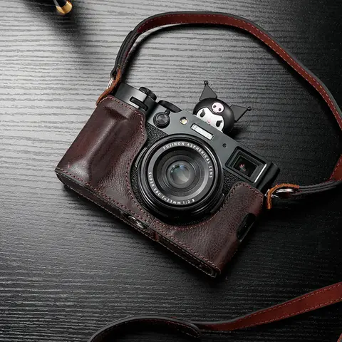 Roadfisher Borsa per fotocamera in vera pelle Proteggi custodia Base per impugnatura Tracolla per cintura per Fujifilm X100VI X-100VI